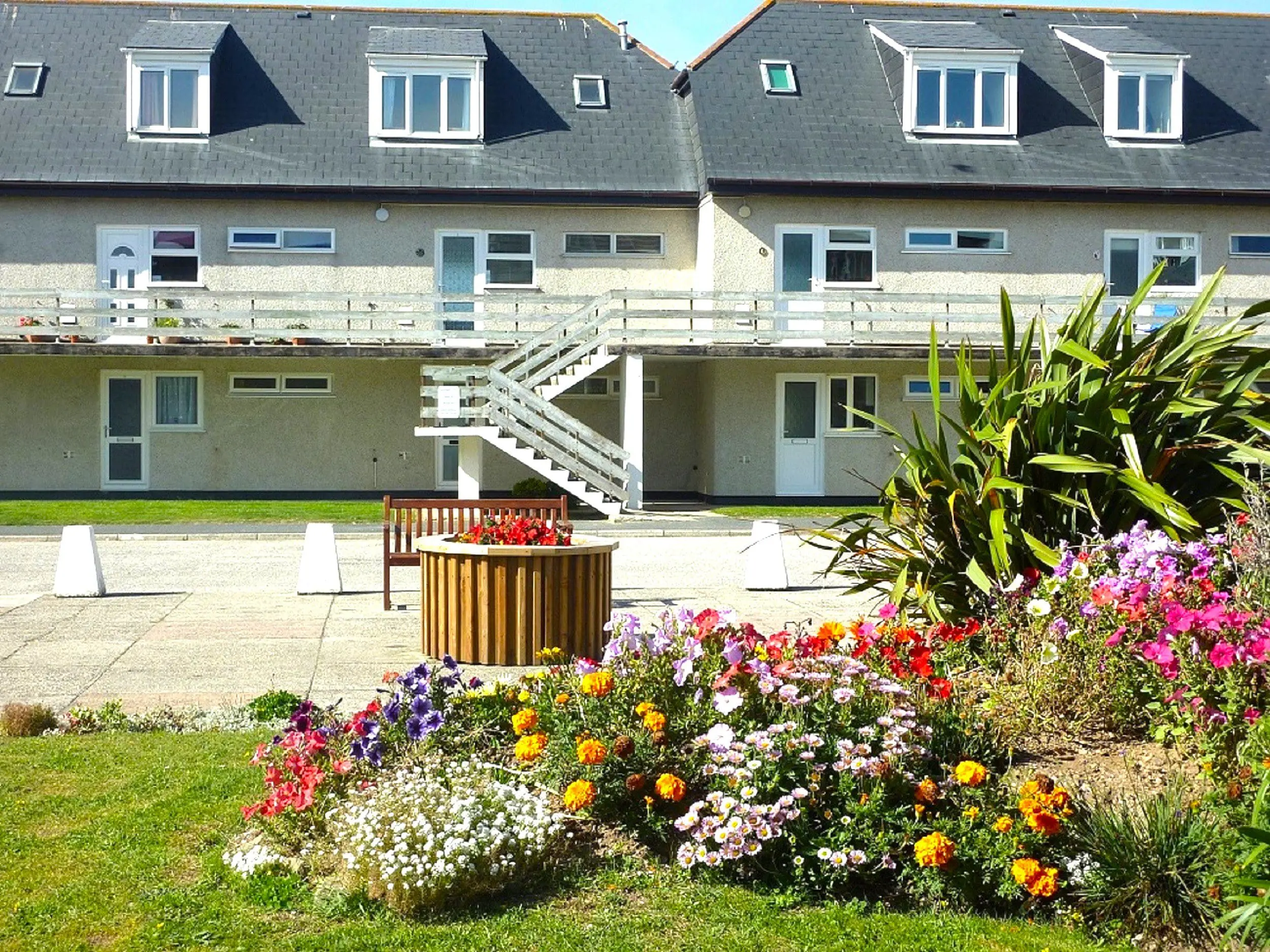Beachside holiday apartment Perranporth Cornwall