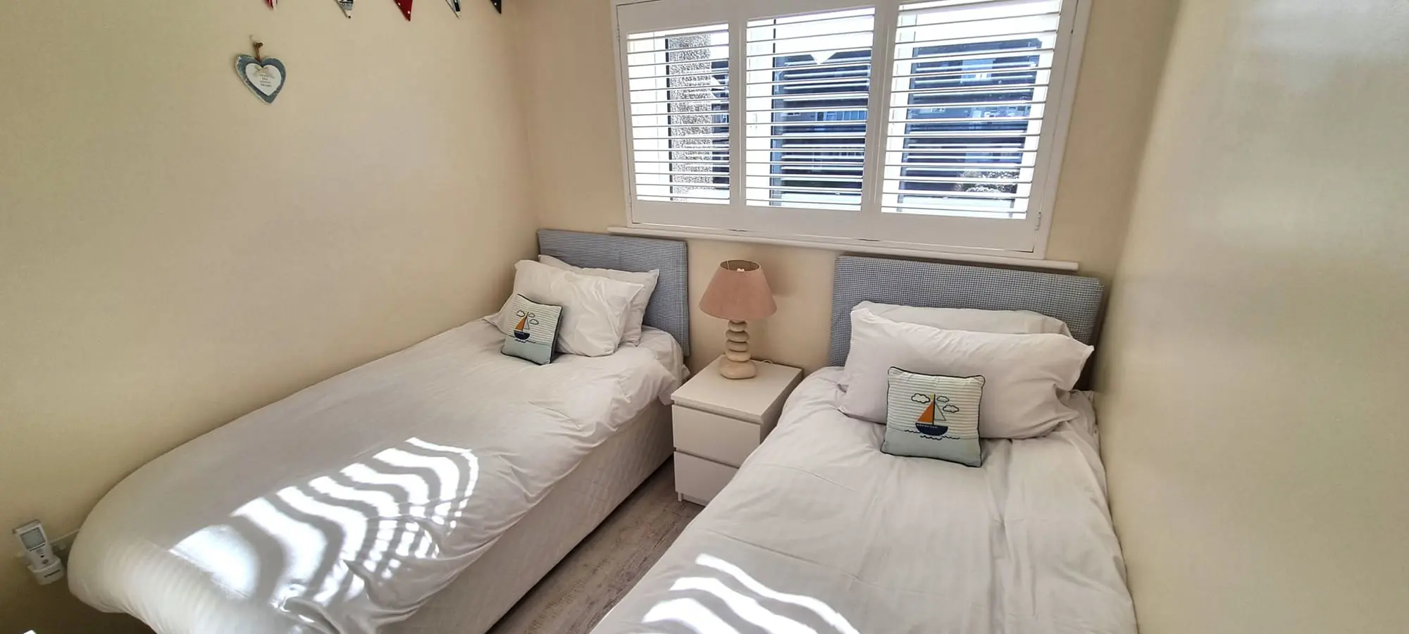Beachside holiday apartment Perranporth Cornwall