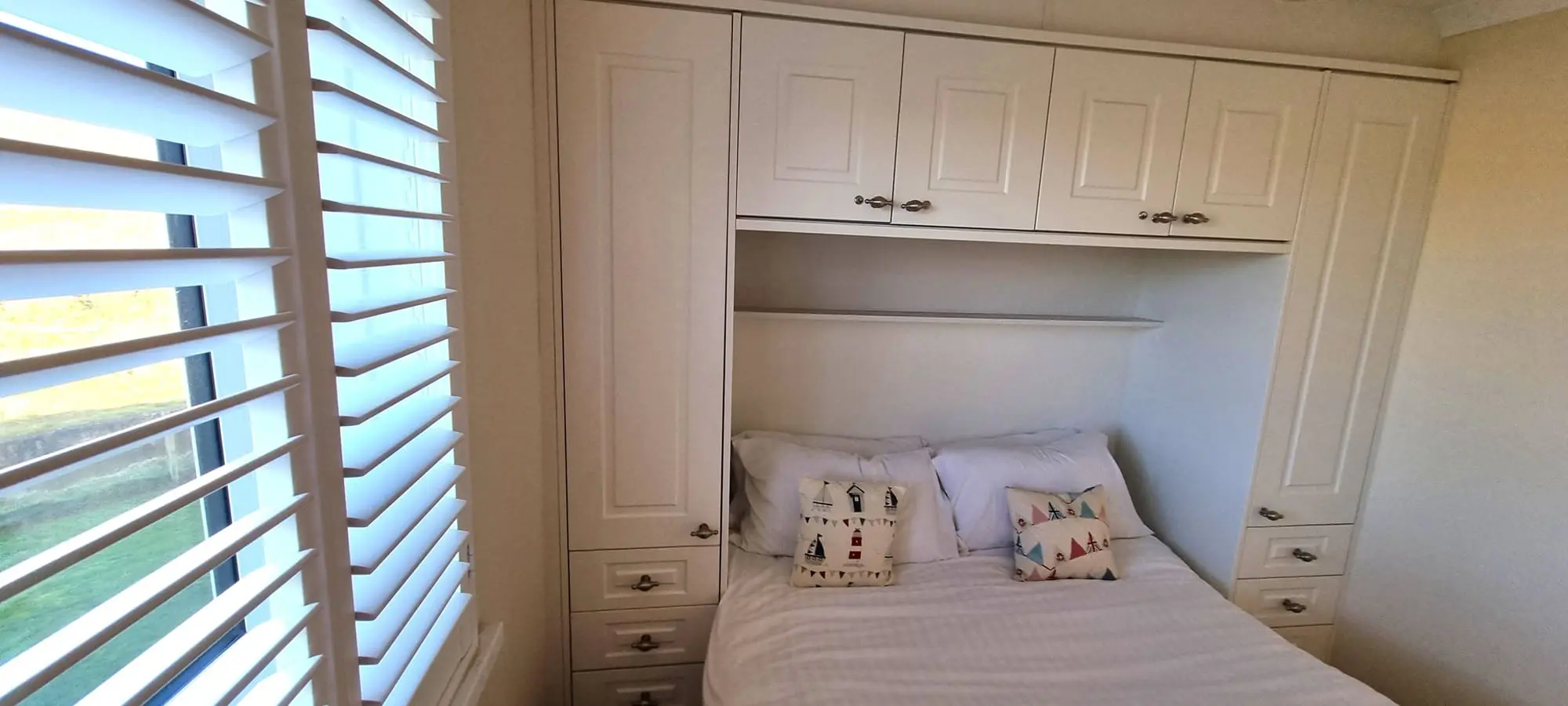 Beachside holiday apartment Perranporth Cornwall