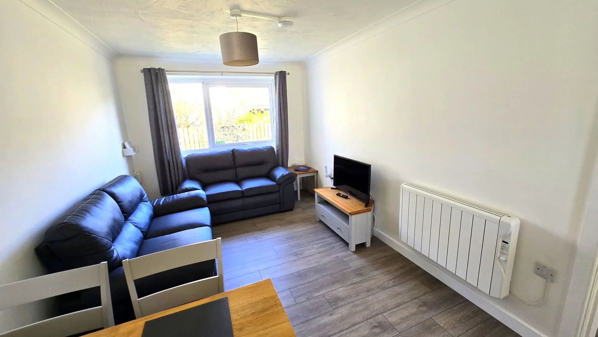 Perranporth beachside holiday apartment