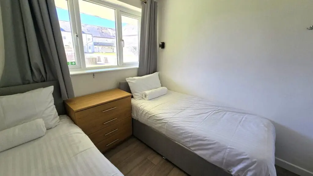 Perranporth beachside holiday apartment