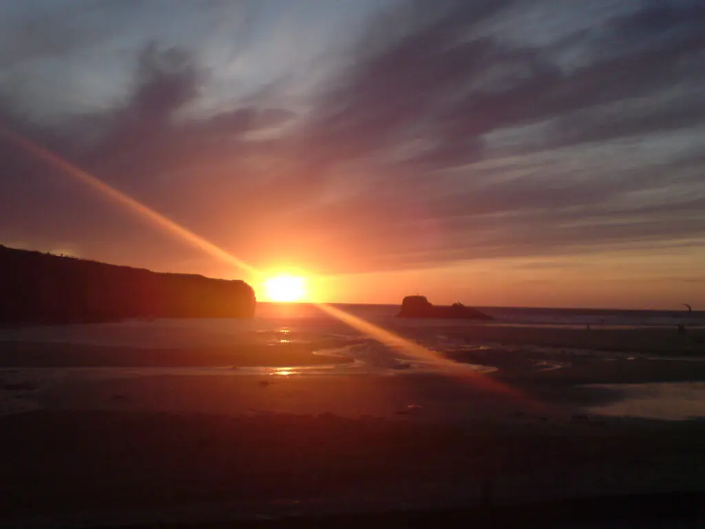 Perranporth_Beach_Sunset_Chapel_Rock