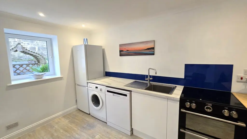 Surfers holiday cottage Perranporth