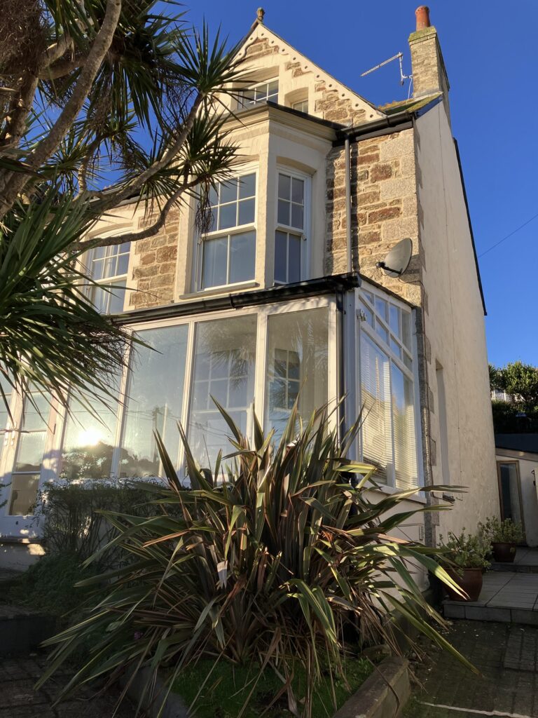 Cottage Amenities That Make a Cornwall Holiday Easier